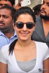 Raja Cheyyi Vesthe Movie Team at Devi Theater